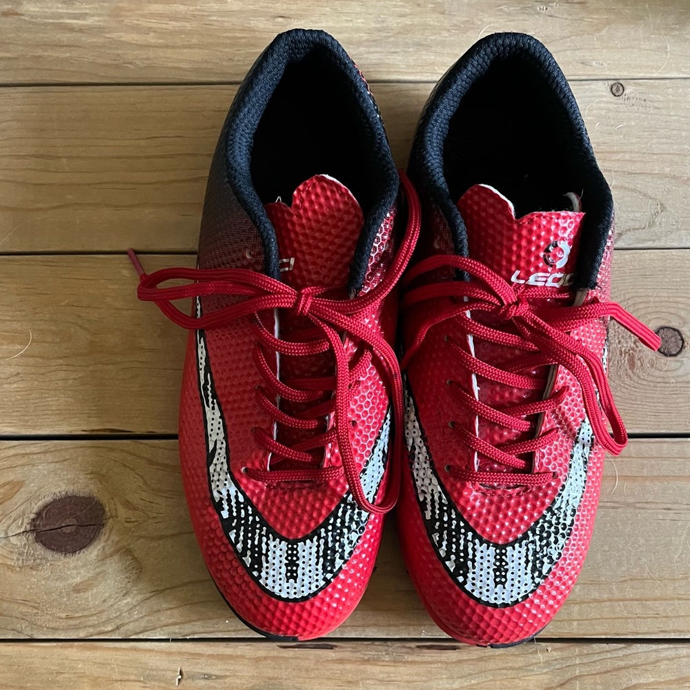 Leoci Indoor Soccer Cleats